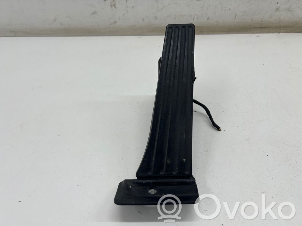 BMW 1 F40 Gaspedal 