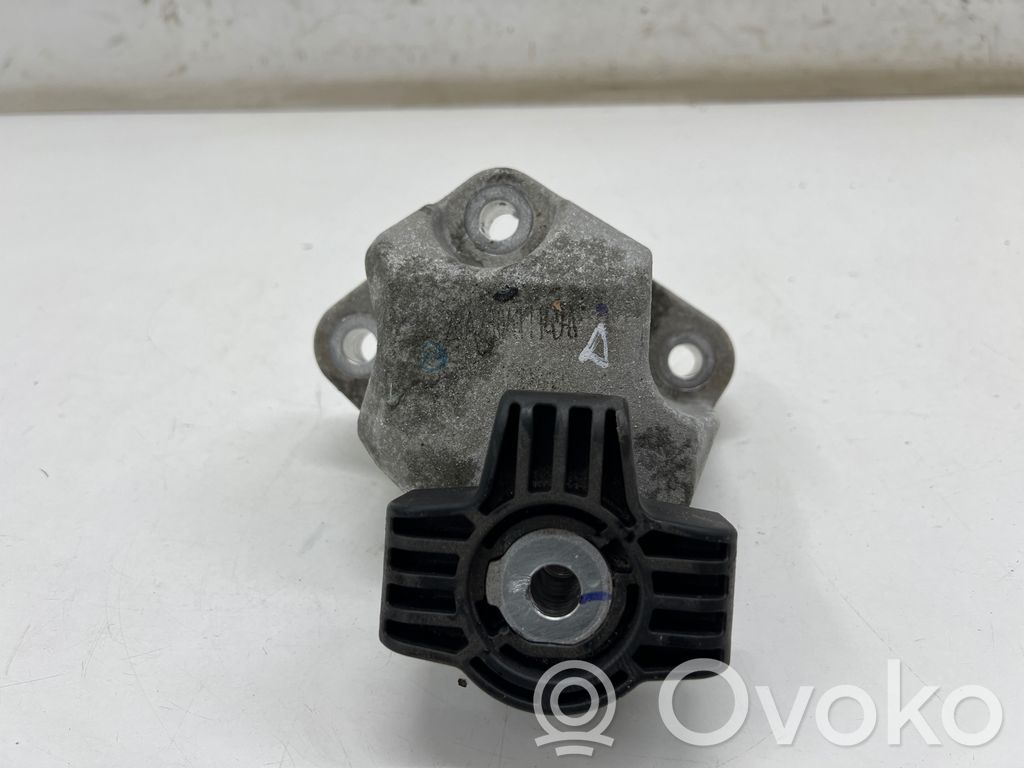 Polestar 2 Engine mounting bracket 