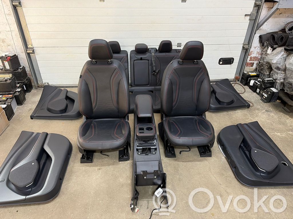 Ford Mustang Mach-E Garnitures, kit cartes de siège intérieur avec porte 
