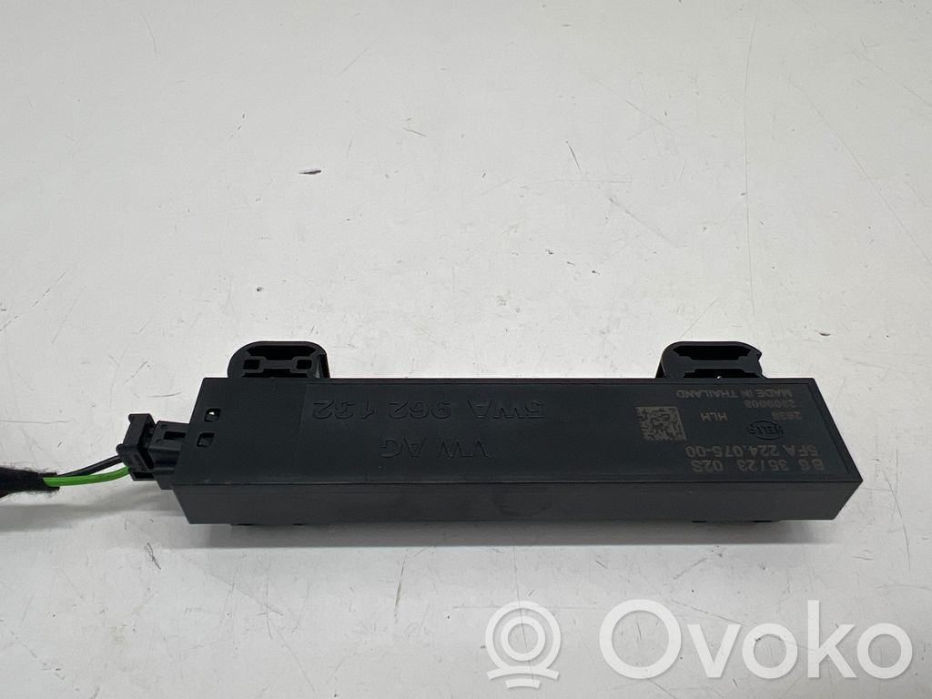 Keyless system antenna   5WA962132,5FA224075