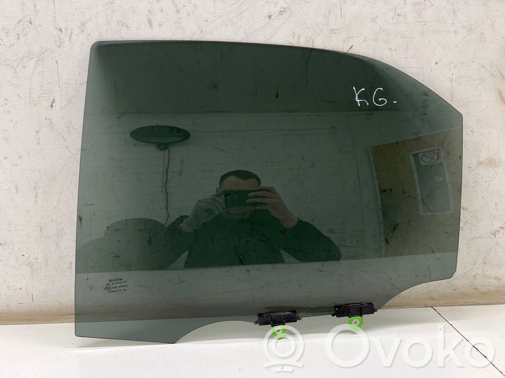 Toyota Yaris XP210 Vetro del finestrino della portiera posteriore