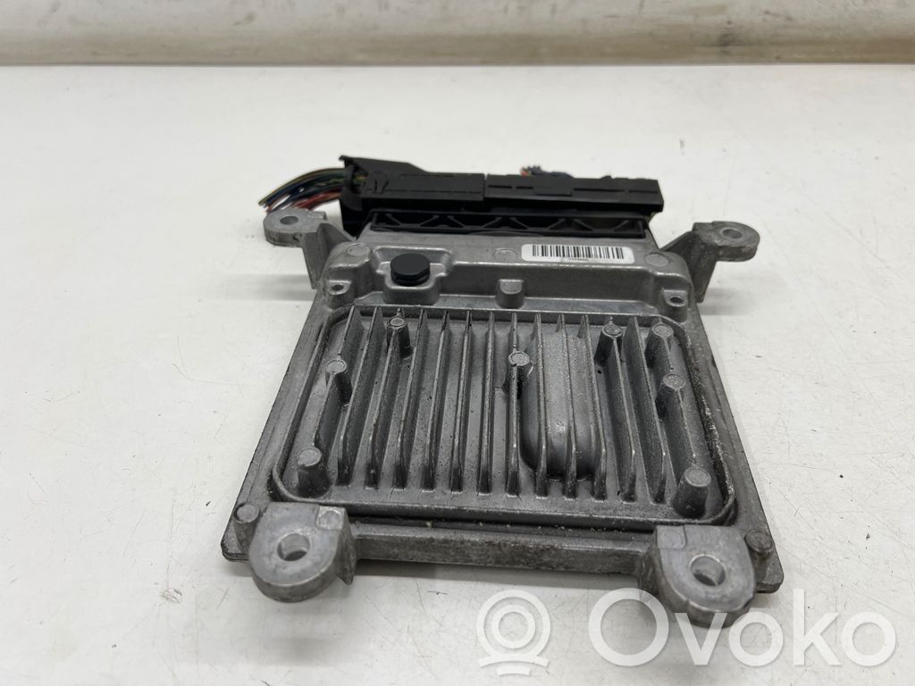 Mercedes-Benz C W205 Engine control unit/module 