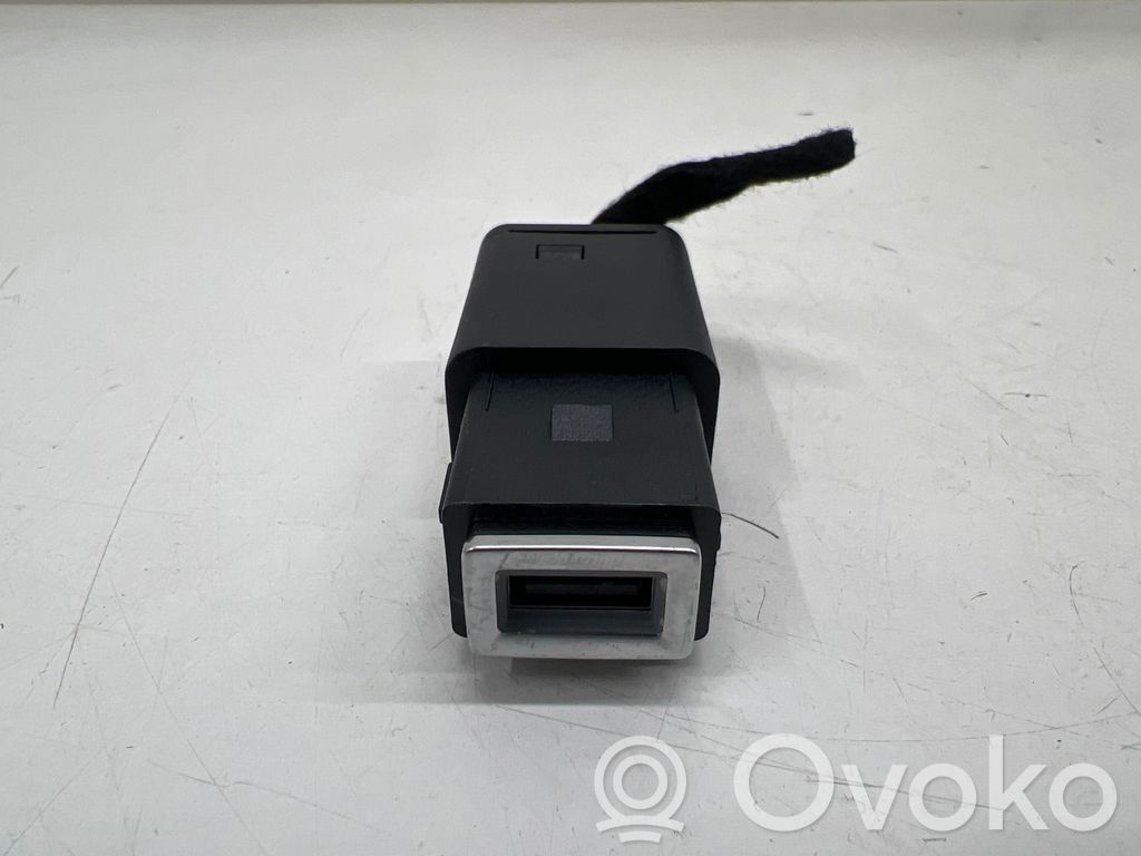 Enchufe conector USB   98217039DX