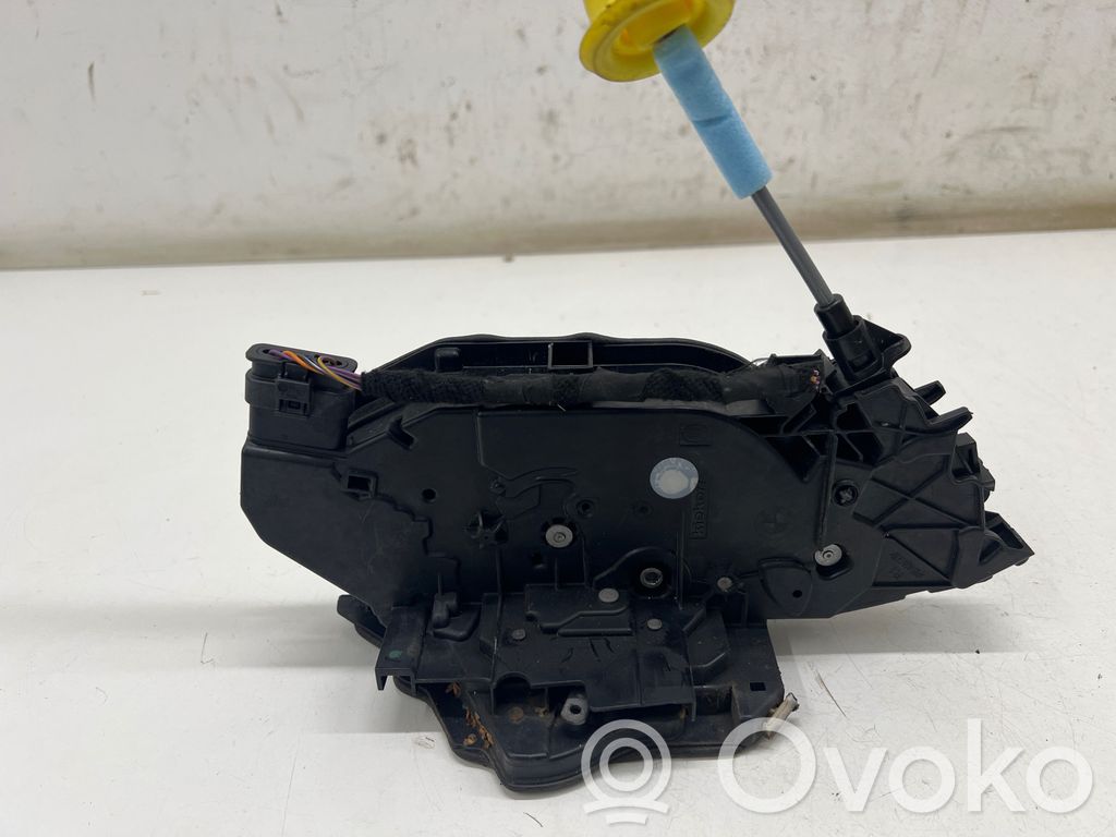 BMW 3 G20 G21 Front door lock 