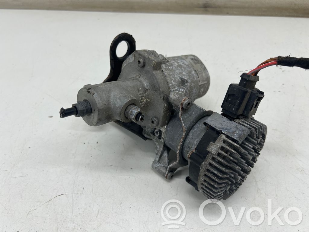 Volkswagen e-Golf Master brake cylinder 