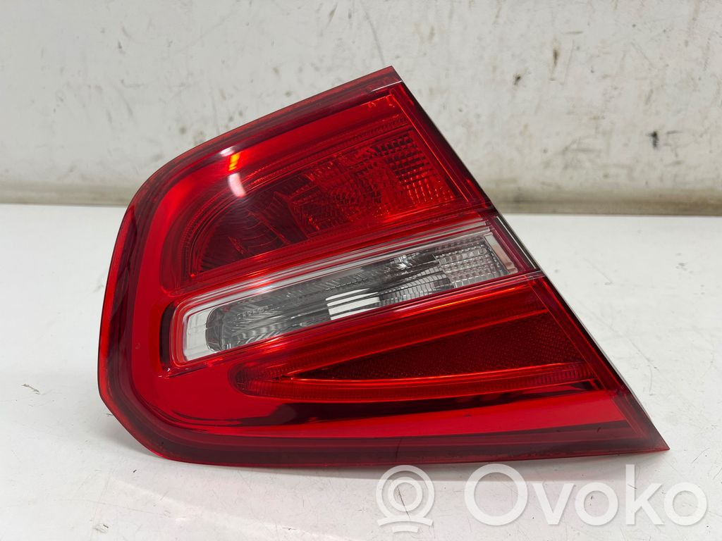 Mercedes-Benz GLA W156 X156 Lampă spate în capacul portbagajului