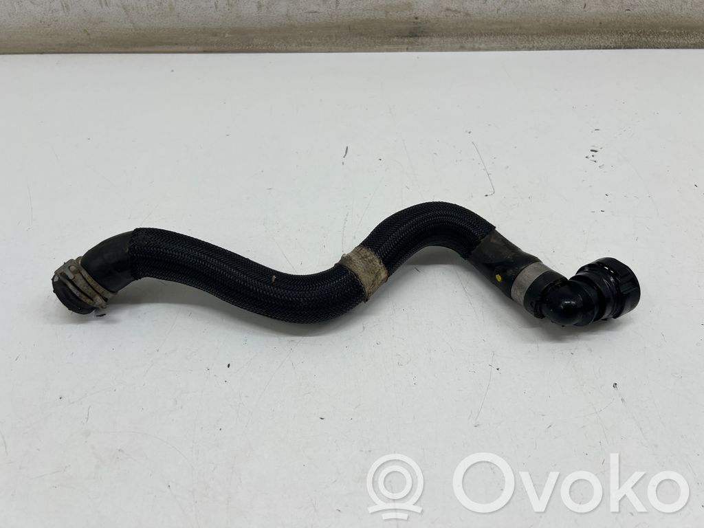 Jaguar I-Pace Engine coolant pipe/hose 