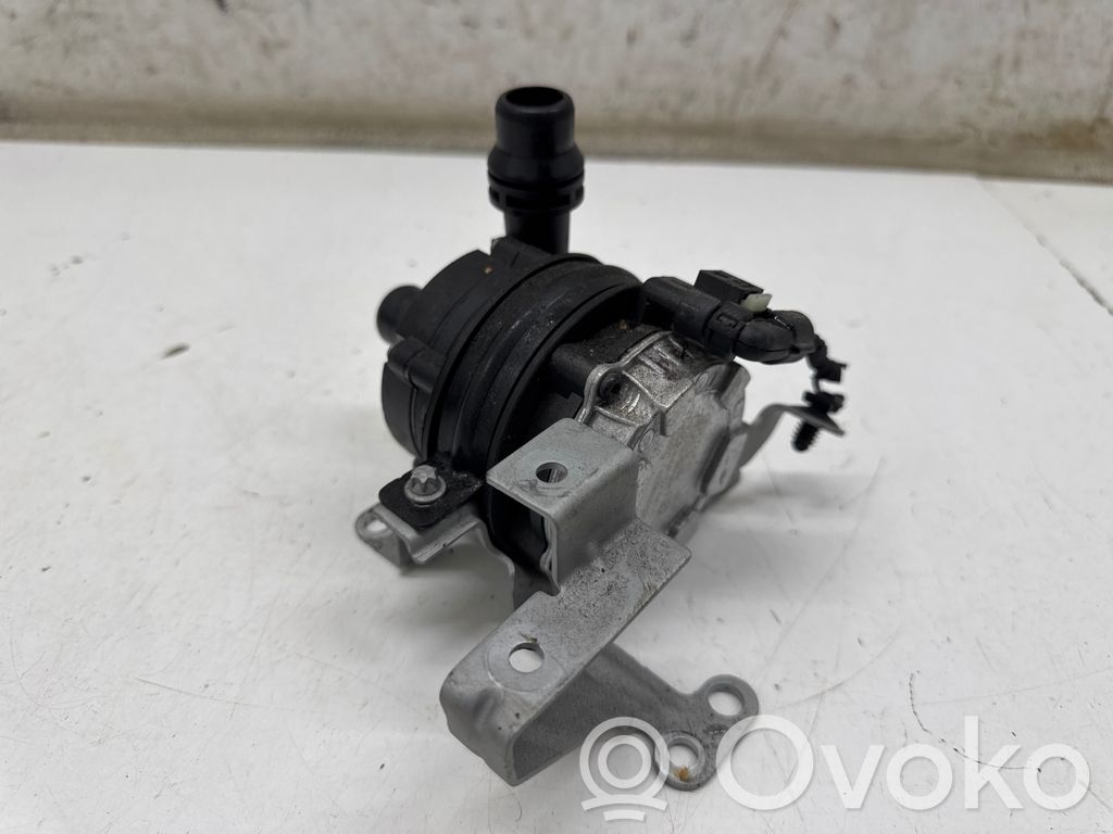 Mercedes-Benz EQB Zusatzwasserpumpe