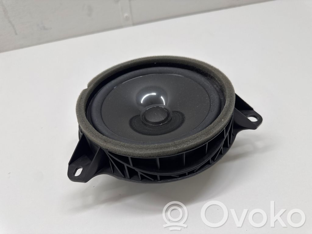 Takaoven kaiutin   8616046070