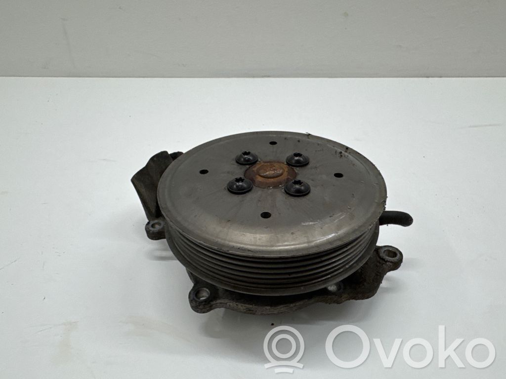 Vesipumppu   06M121031D