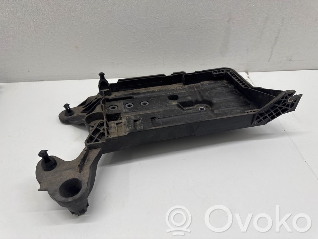 Akun alusta   5Q0915331K