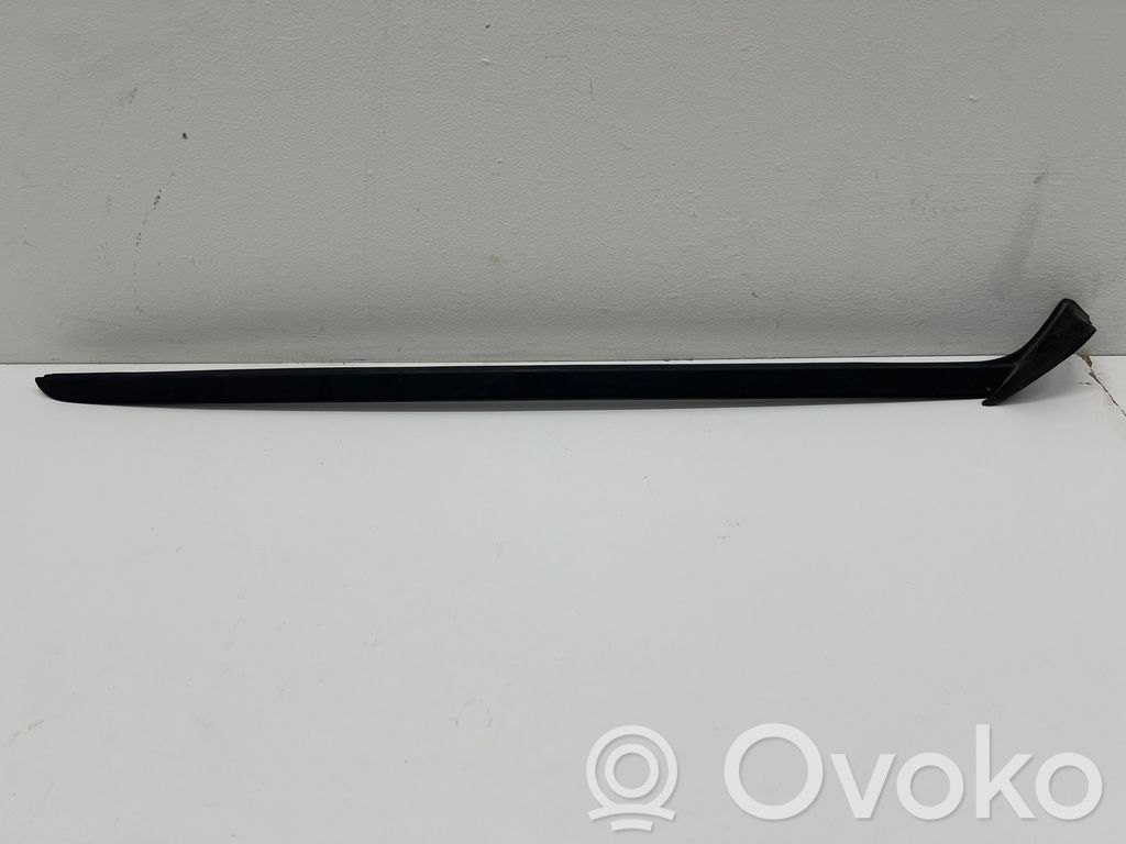 Opel Astra L Zierleiste Windschutzscheibe Frontscheibe