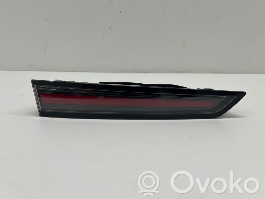 Opel Astra L Takaluukun takavalot 