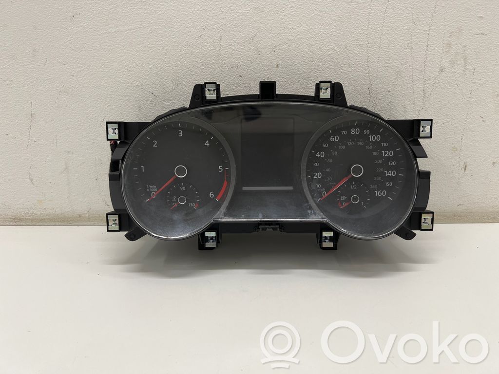 Volkswagen PASSAT B8 Speedometer (instrument cluster)