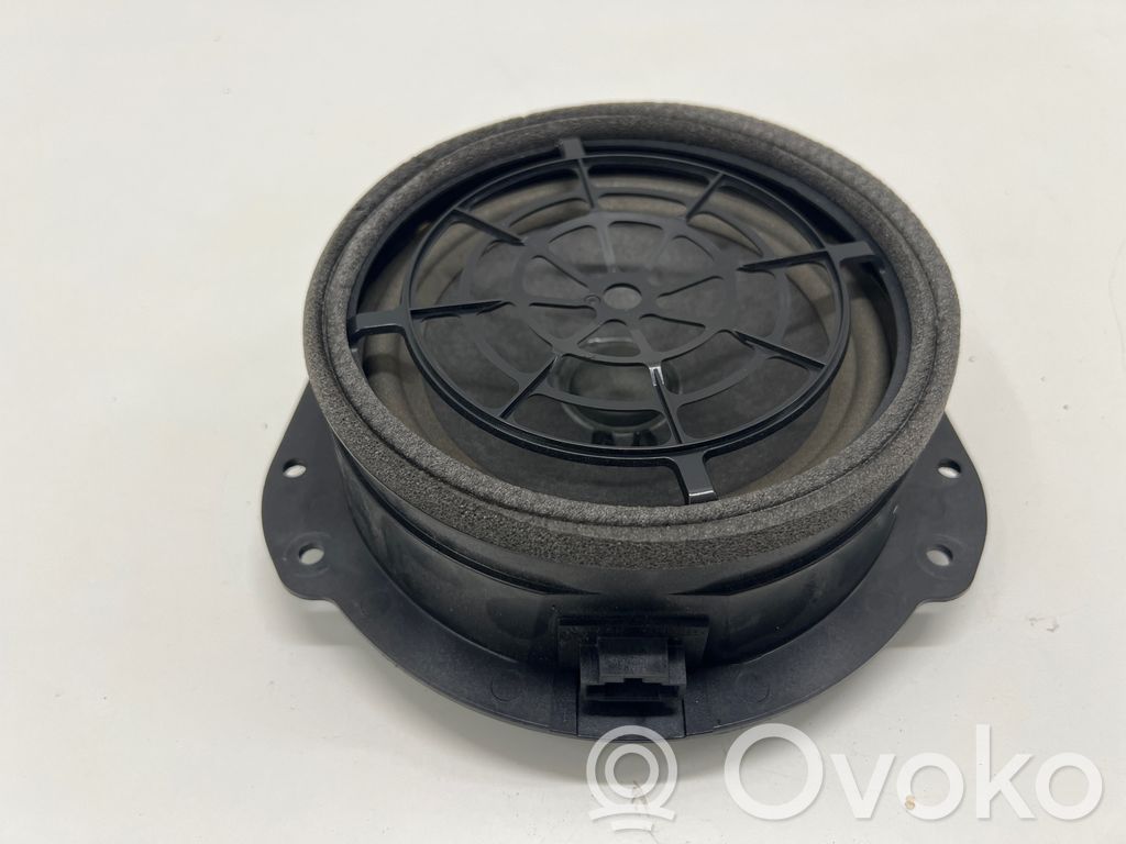Audi A4 S4 B9 8W Difuzor ușă spate