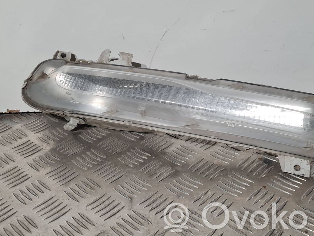 Volvo V40 Etusumuvalo 