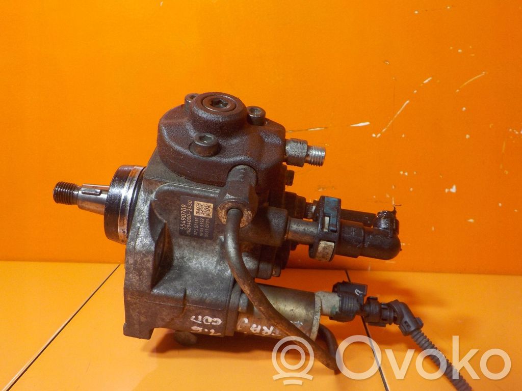 Opel Astra J Fuel injection high pressure pump 
