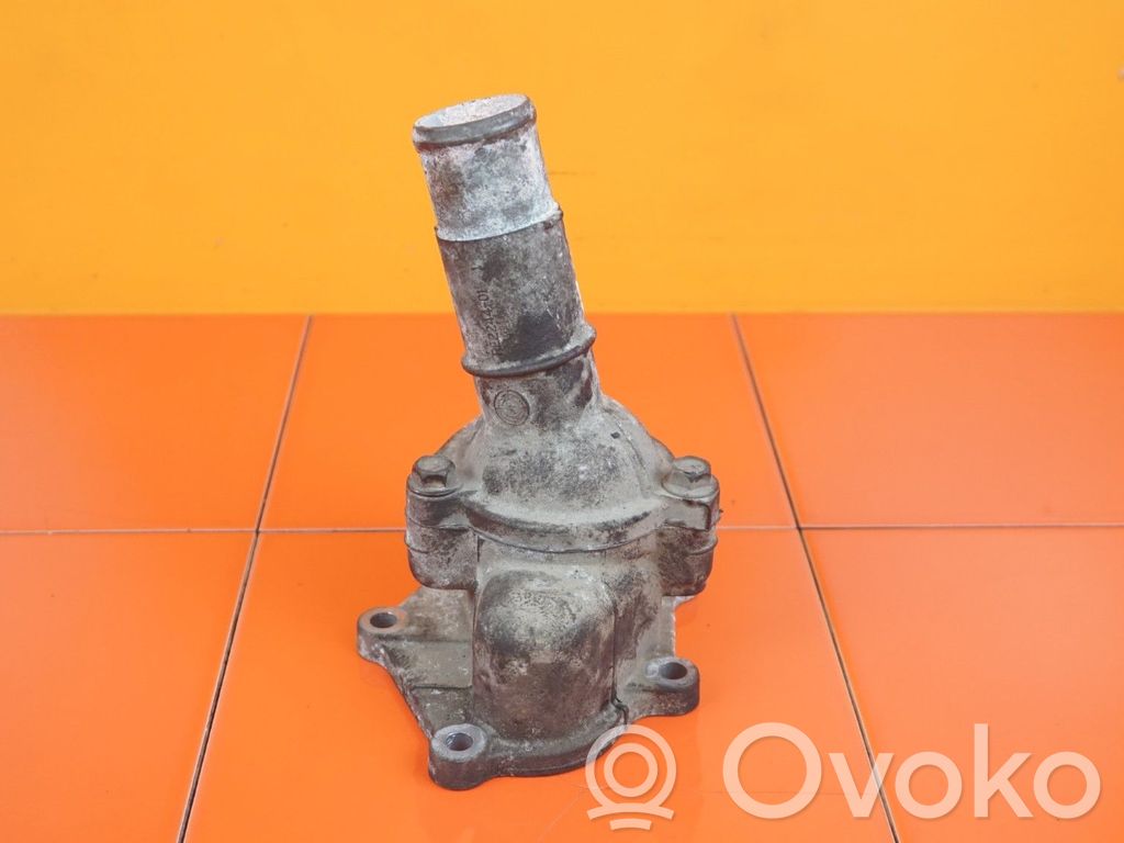 Nissan Navara D40 Thermostat/thermostat housing 