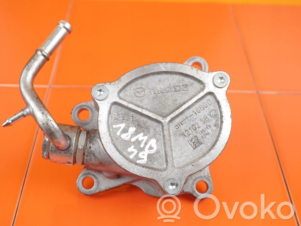 Peugeot 208 I Vacuum pump 