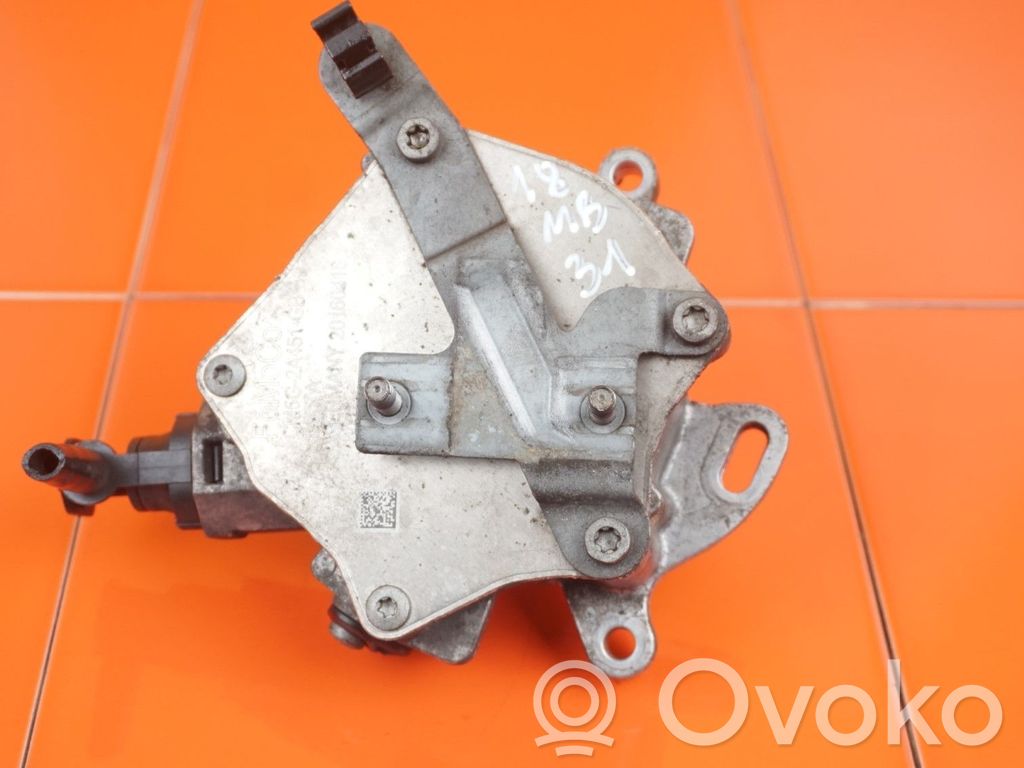 Ford Focus Vacuum pump 