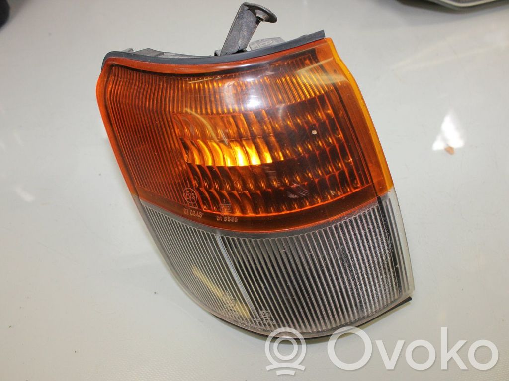 Mitsubishi Pajero Kierunkowskaz przedni 