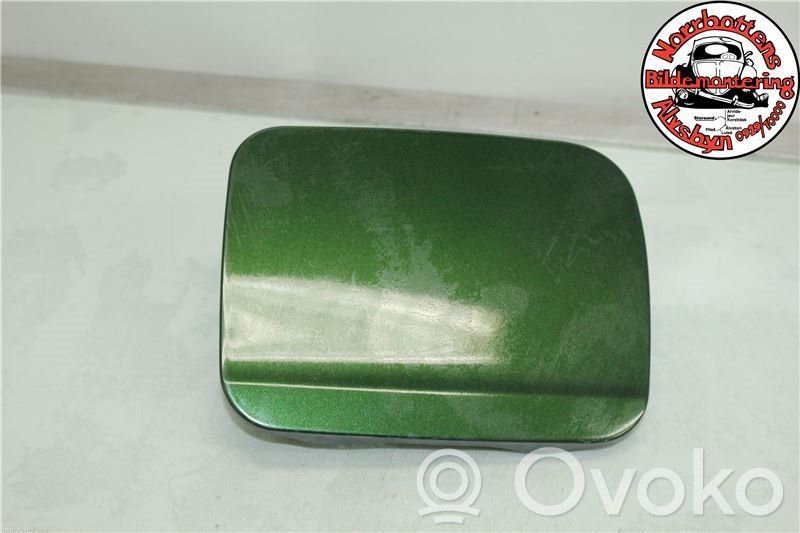 Fuel tank cap lock