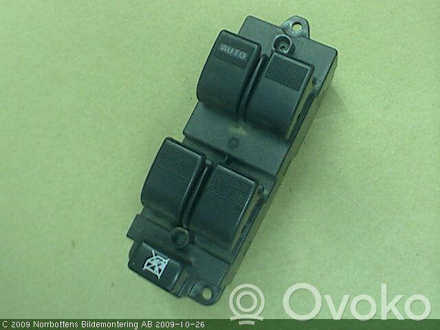Elektrisko logu slēdzis   CB8166350A,C8HD172