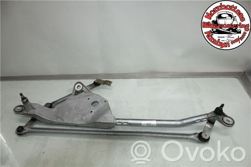 Audi A8 S8 D3 4E Front wiper linkage 