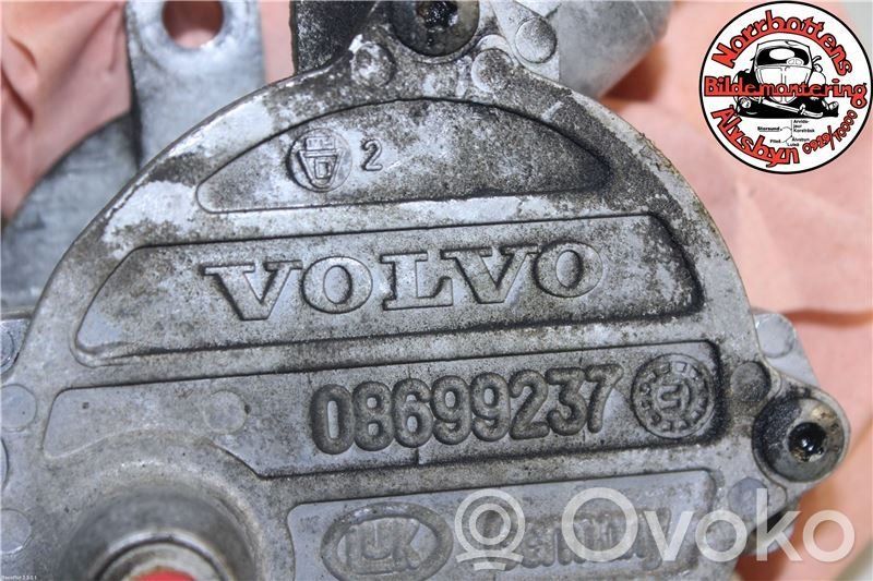 Volvo XC70 Vacuum pump 