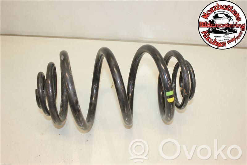 Opel Vivaro Sprężyna tylna 