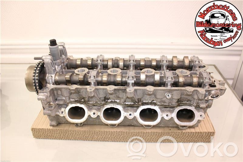 Engine head   948104103