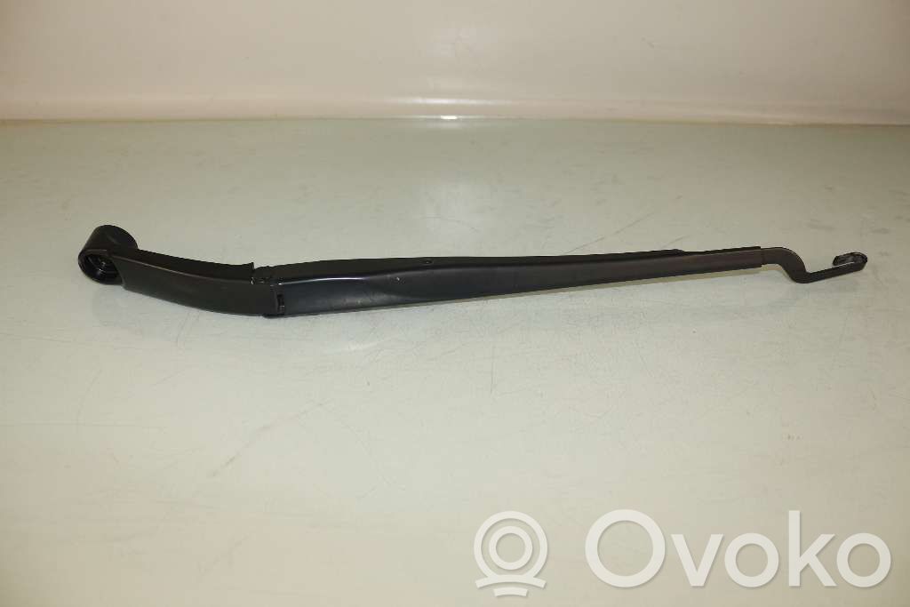 KIA Ceed Front wiper blade arm 