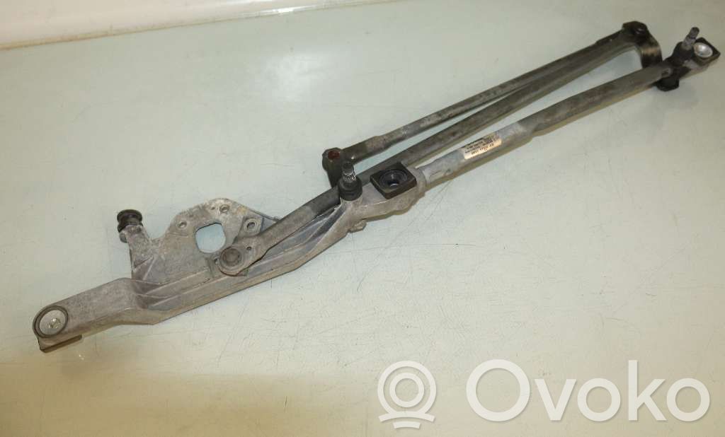Ford Focus Front wiper linkage 