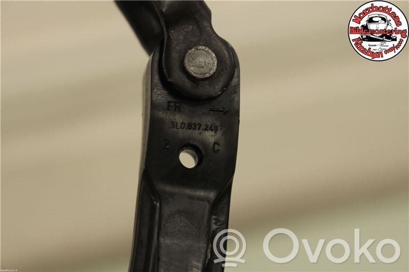 Skoda Yeti (5L) Etuoven pidätin 