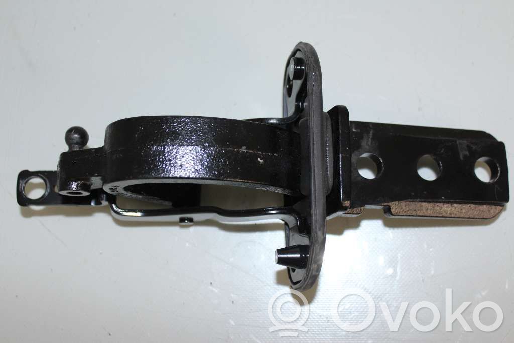 Tailgate/trunk/boot hinge   31298104