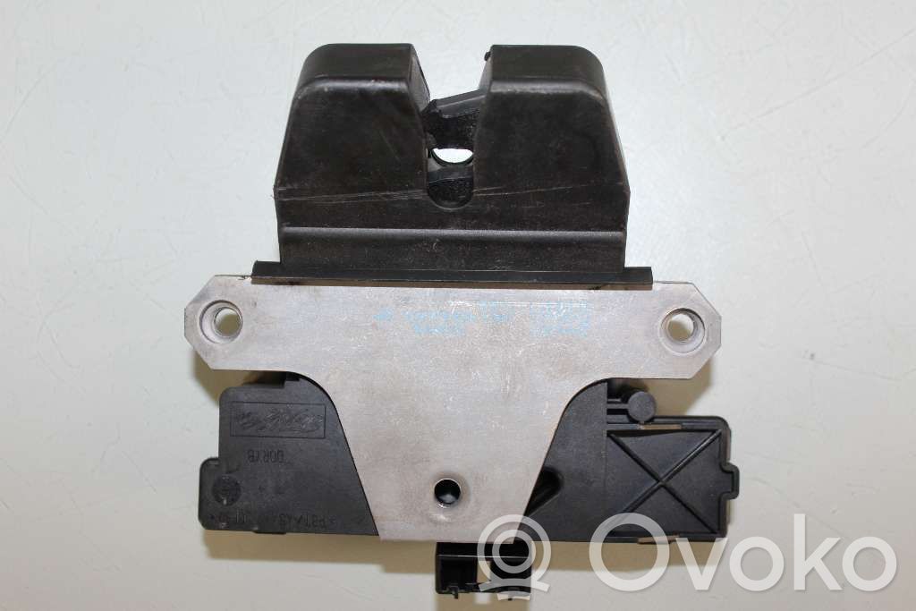 Ford Focus Aizmugurējā pārsega slēdzene 