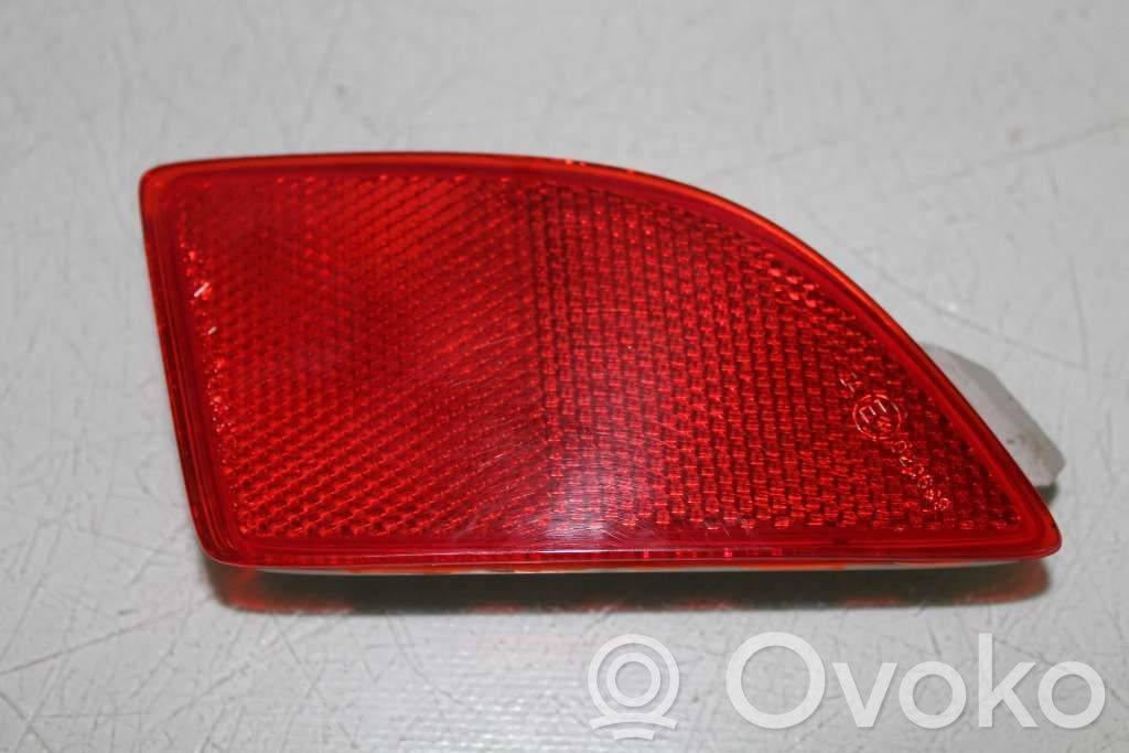 Mazda 3 II Reflector spate 