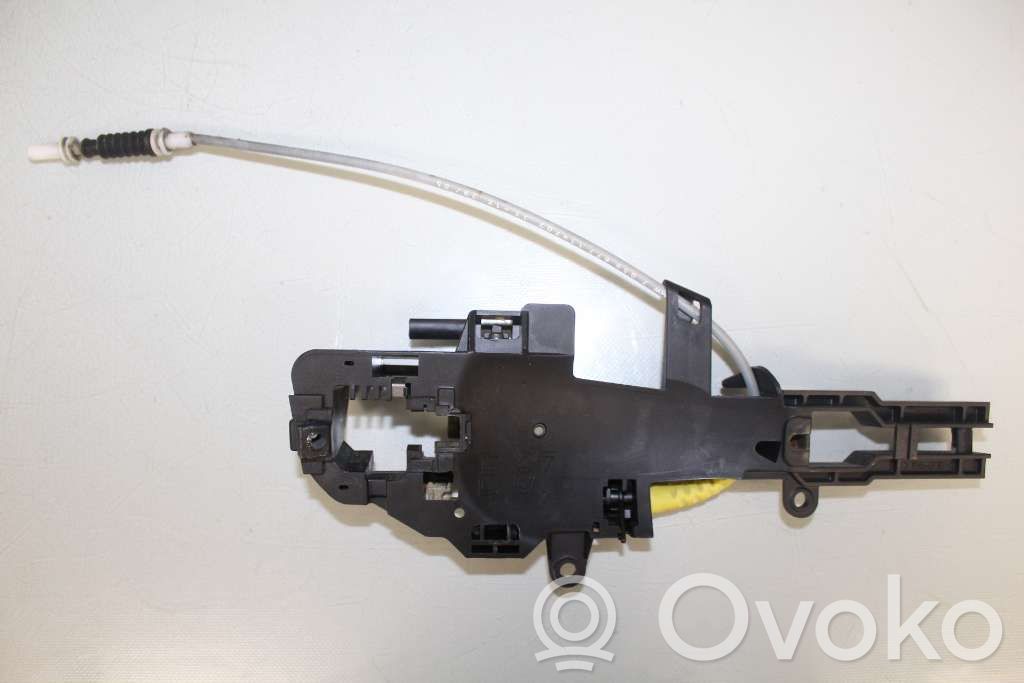 BMW 1 E81 E87 Rankena atidarymo išorinė 