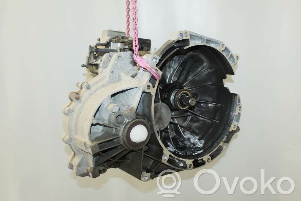 Ford Galaxy Cutie viteze manuală cu 5 trepte 