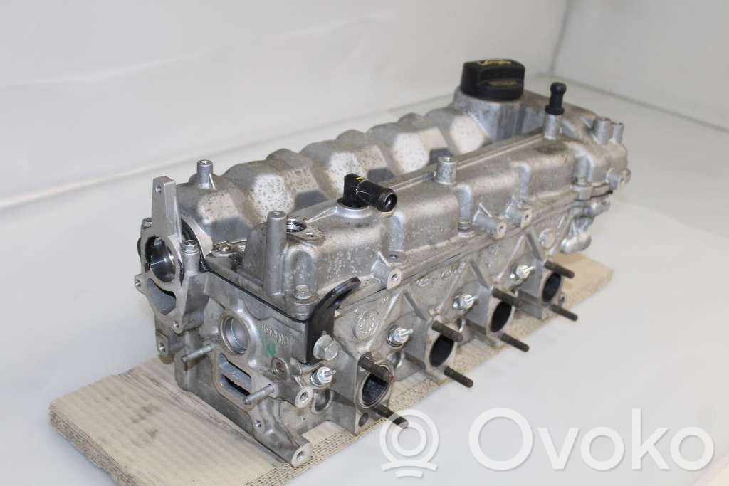 Hyundai i30 Engine head 