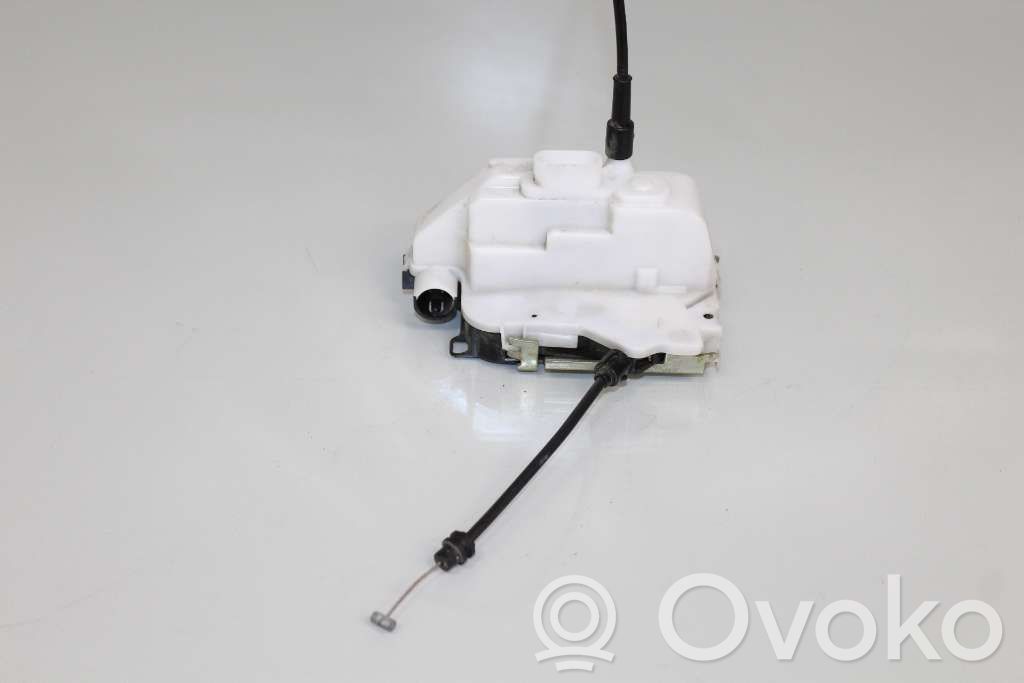 Citroen C3 Priekšpusē slēdzene 
