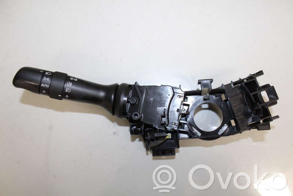 Lexus RX III Palanca de intermitentes 