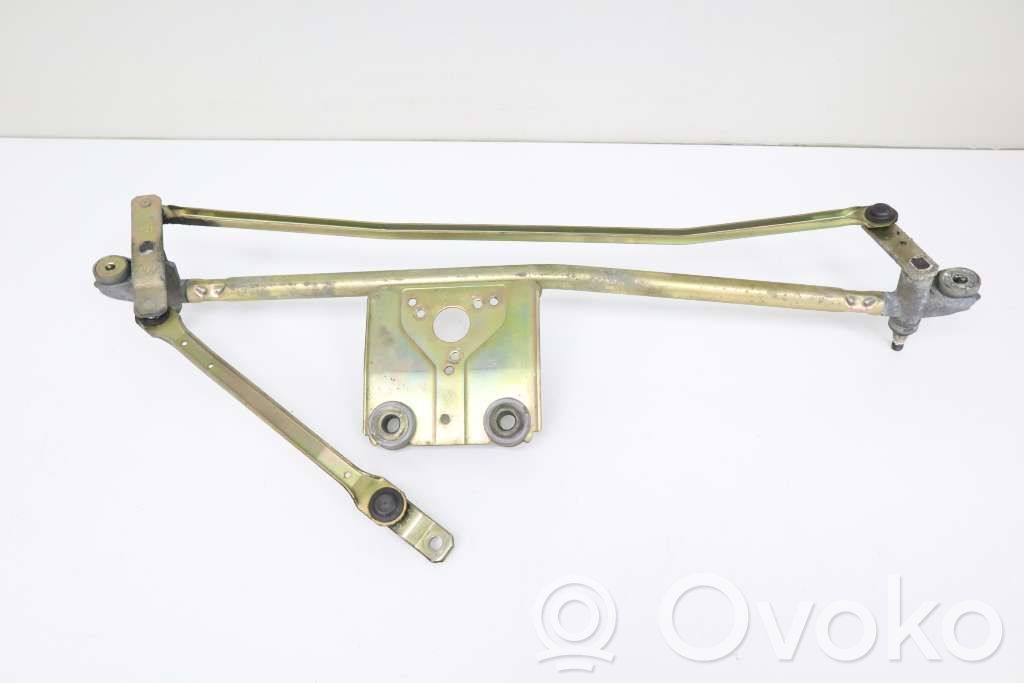 Saab 9-5 Front wiper linkage 