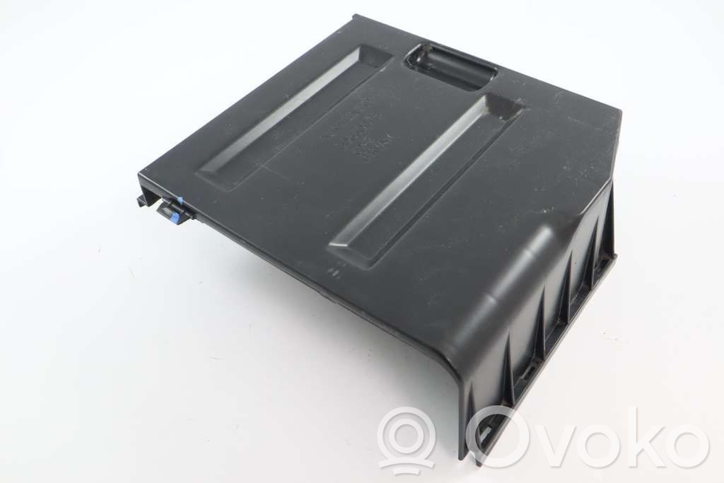 Volvo C30 Air filter box 