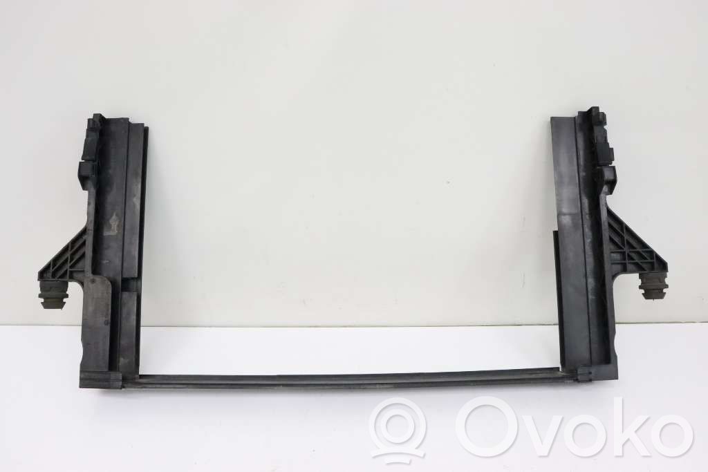 Radiator support slam panel bracket   30714063,4N518A419AE