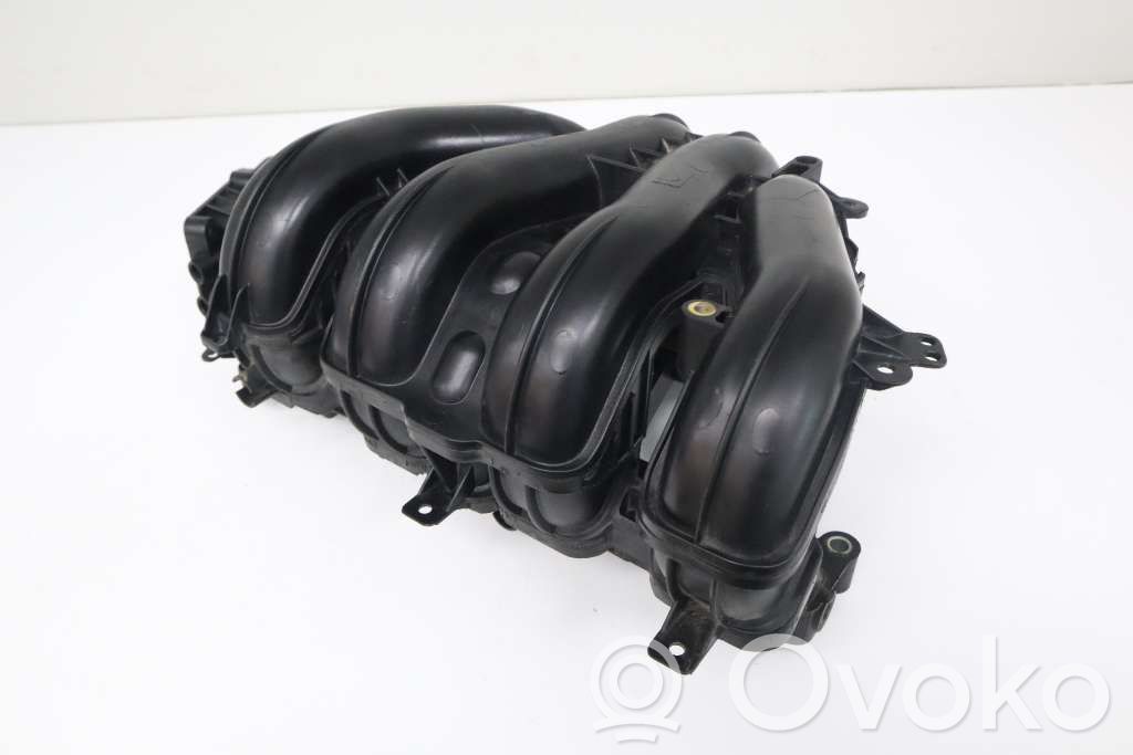 Volvo V70 Intake manifold 