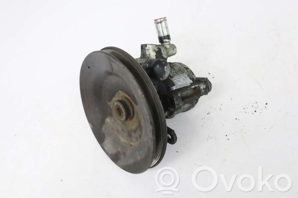 Volvo 740 Ohjaustehostimen pumppu 