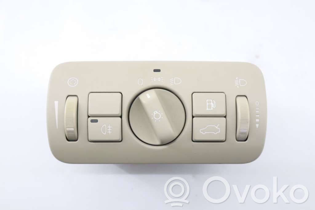 Interruptor de luz   31443849,30739421