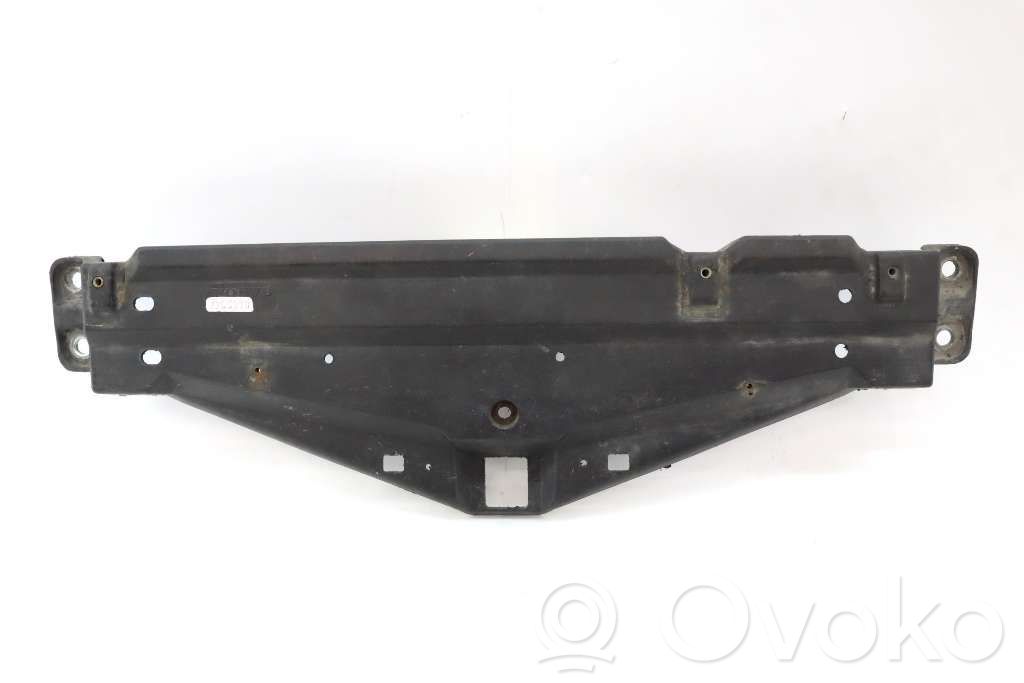 Volvo 740 Viršutinė dalis radiatorių panelės (televizoriaus) 