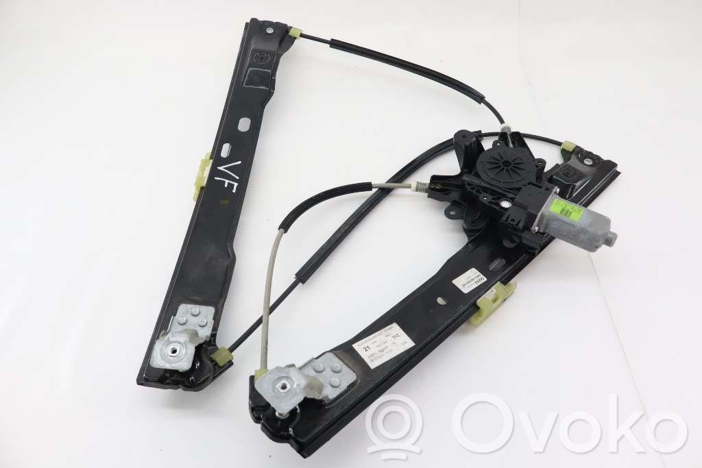 Ford C-MAX II Front door window regulator with motor 